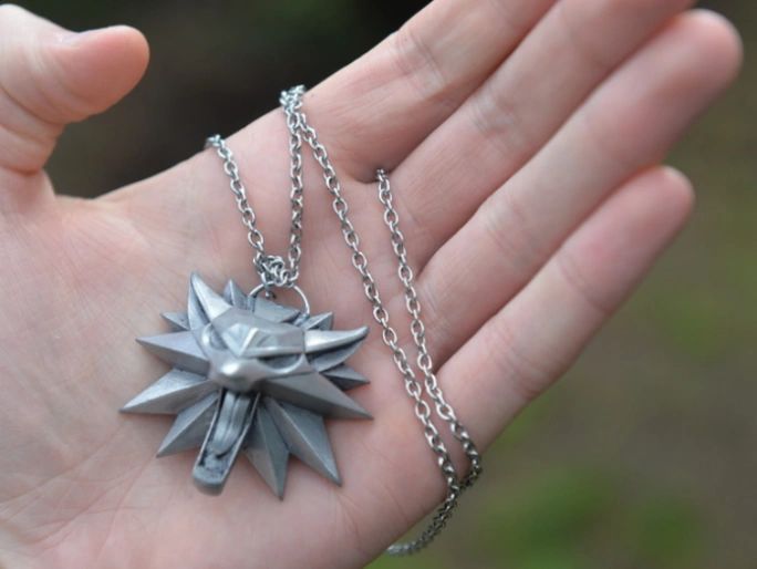 3D Printed Witcher III Medallion