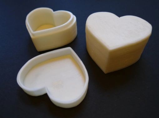 3D printed heart gift box